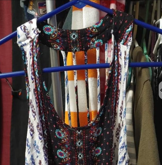 Rue21 top - Picture 3 of 3